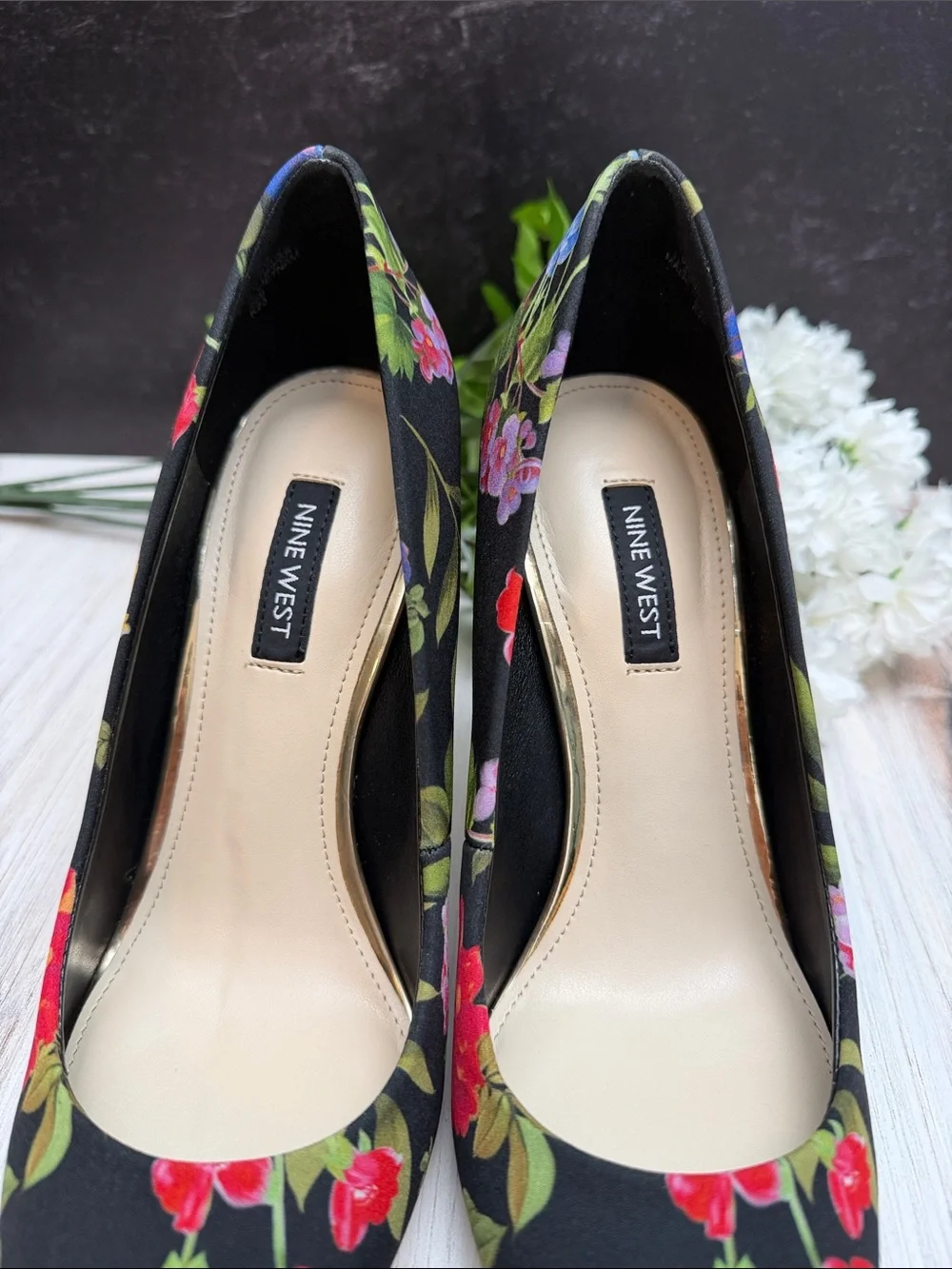 NINE WEST Fresh Floral Pumps Size 7.5